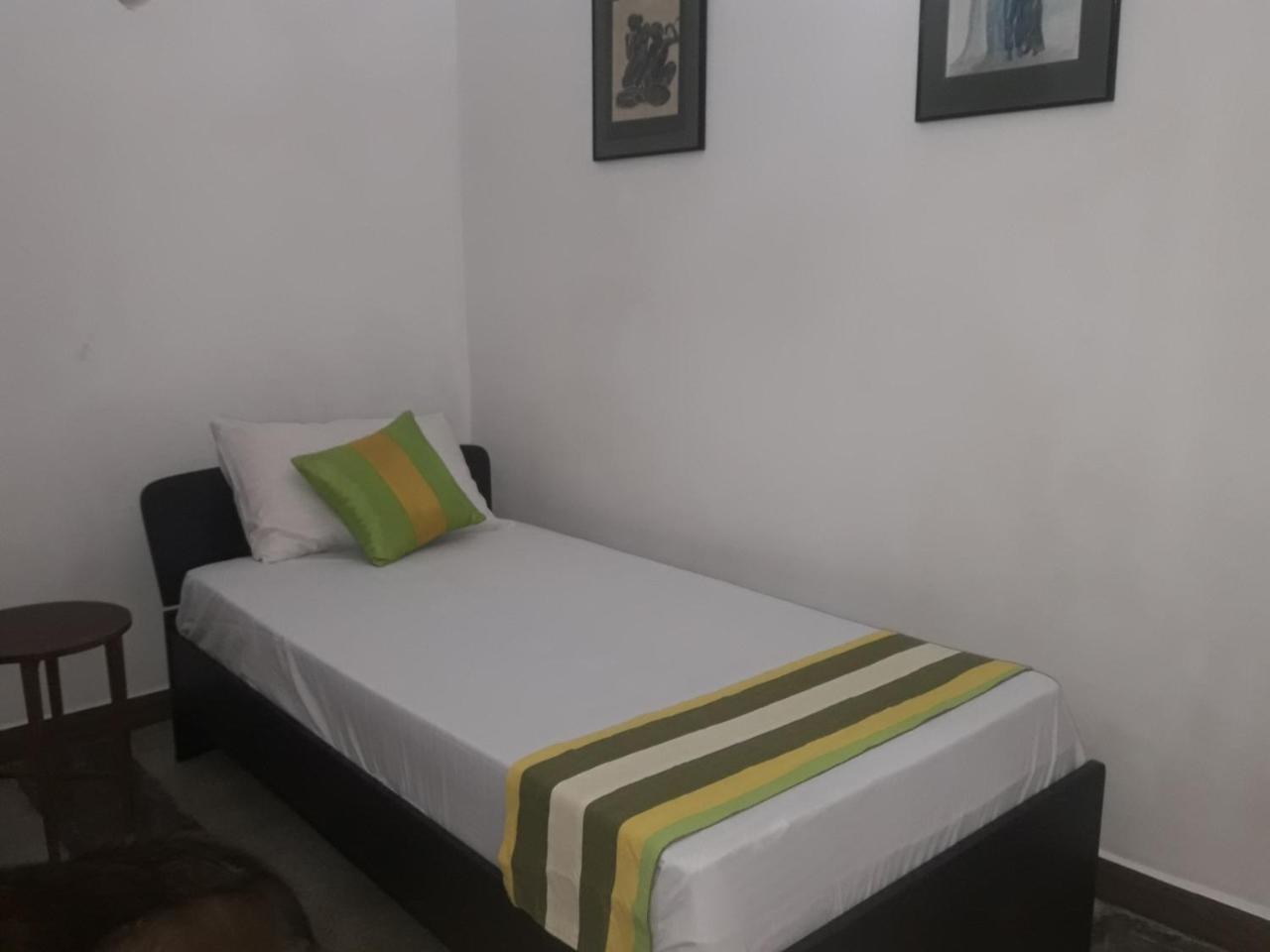 Majestic Apartments Nawala Экстерьер фото